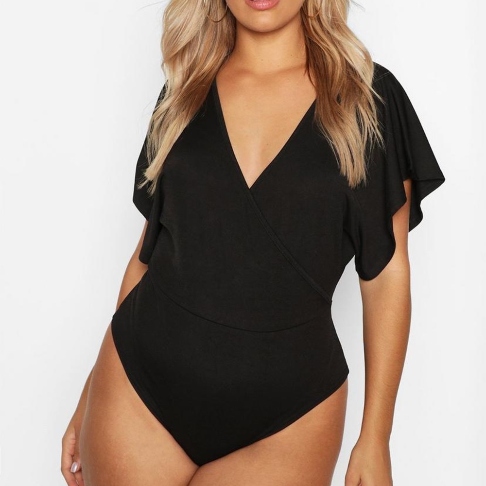 Boohoo Plus Wrap Short Sleeve Bodysuit-Black